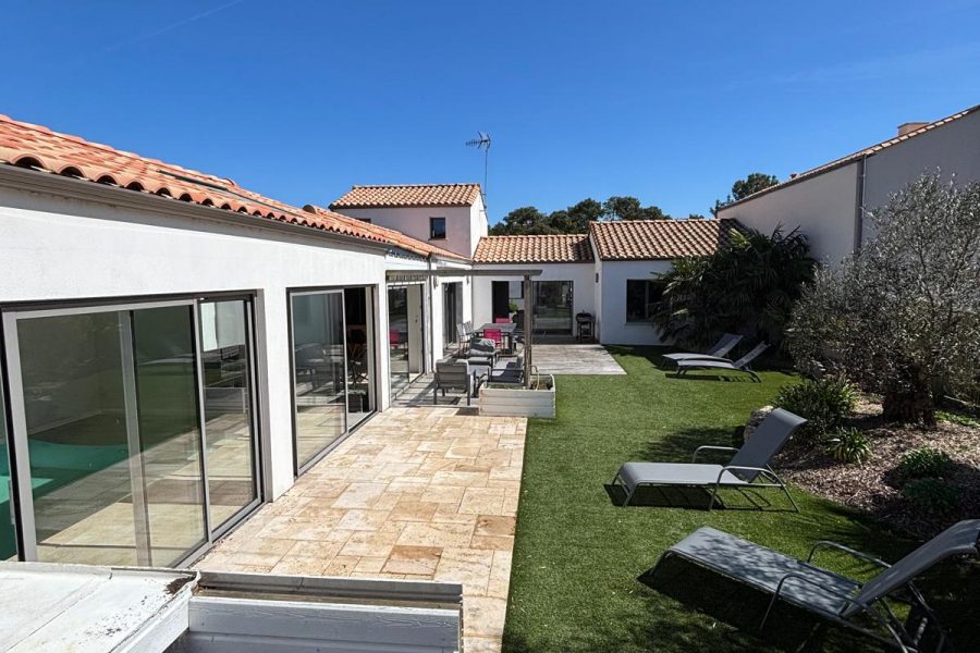 Terrasse les embruns 2