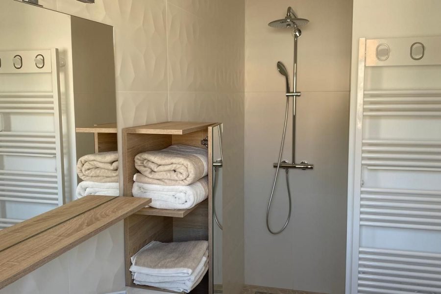 home vacances villa les embruns - salle de bain